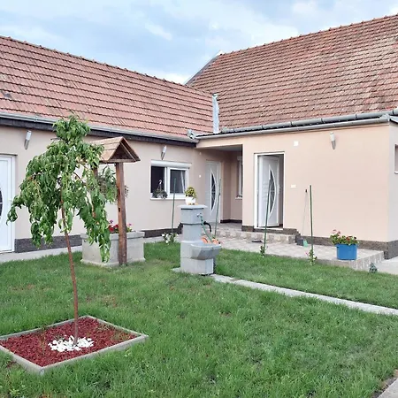 Appartement Dora *