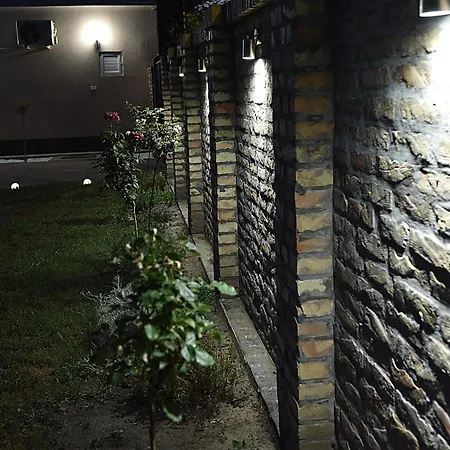 アパート Dora バーチュカ・トポラ