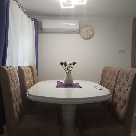 Apartment Dora Backa Topola