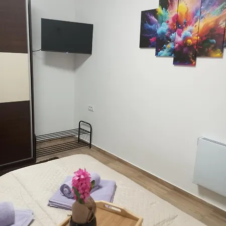 アパート Dora バーチュカ・トポラ