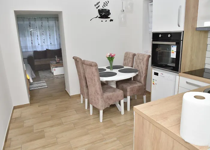 公寓 Dora 巴奇卡托波拉