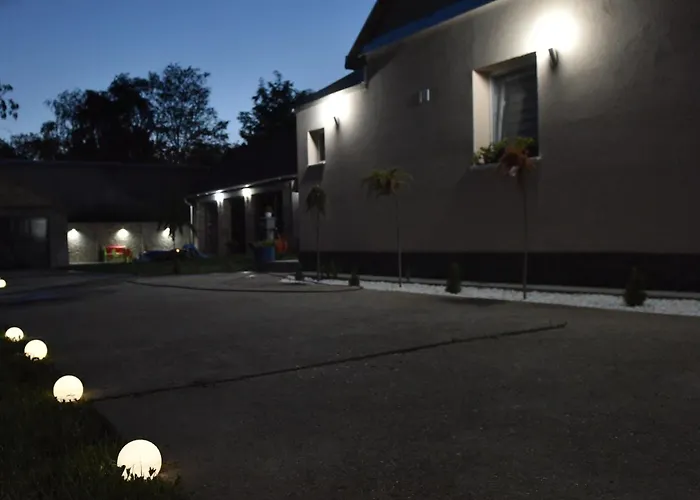 Dora 公寓 巴奇卡托波拉